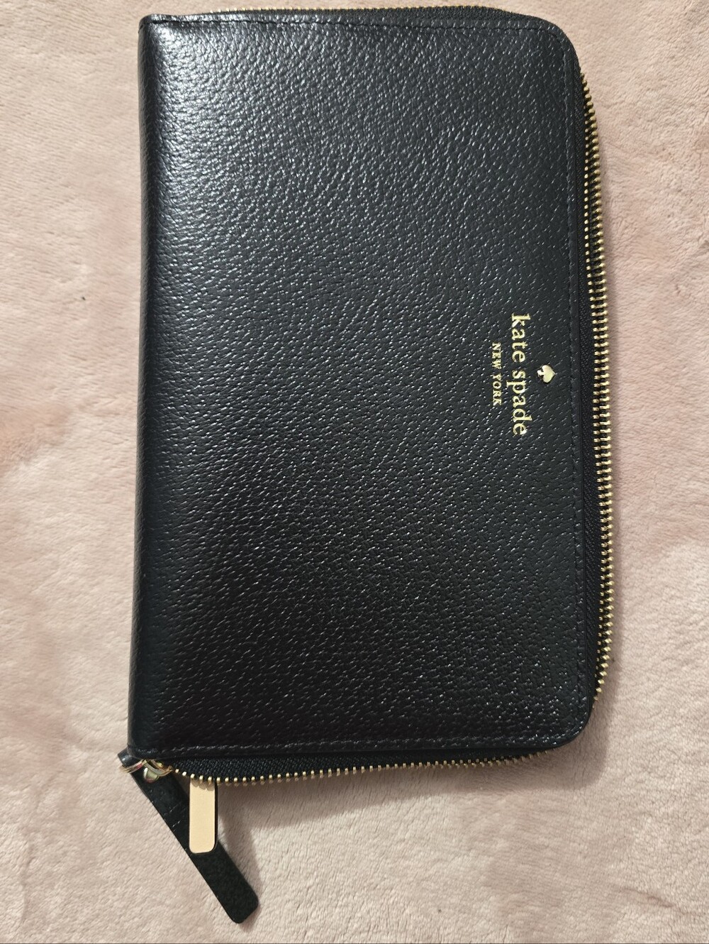 Kate Spade Grand Street Cate Black  travel wallet
